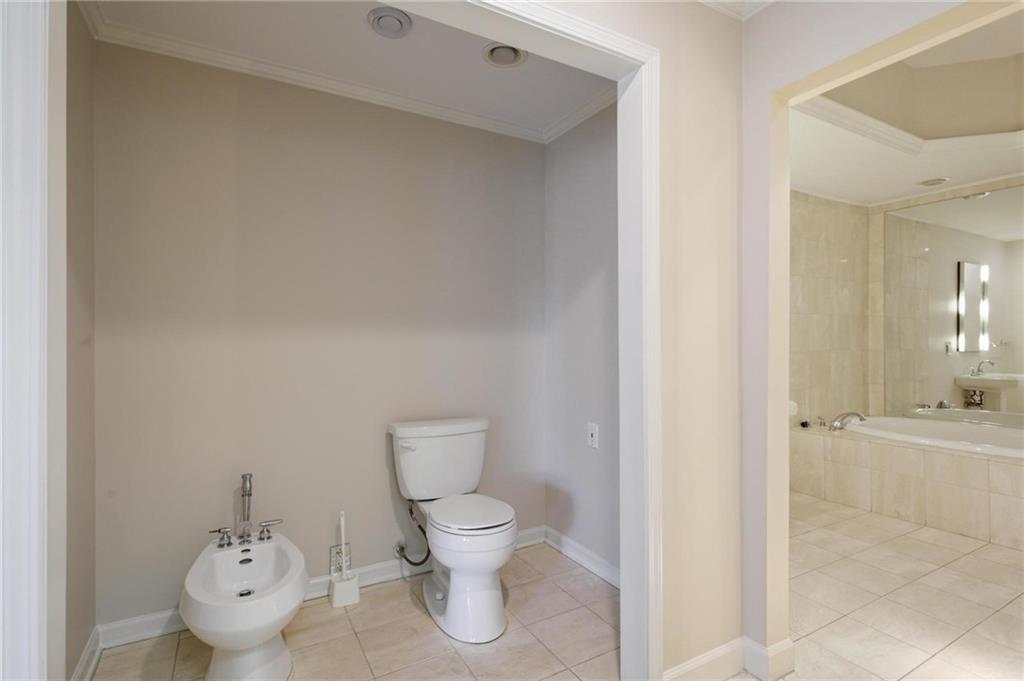 11 Mooregate Square NW