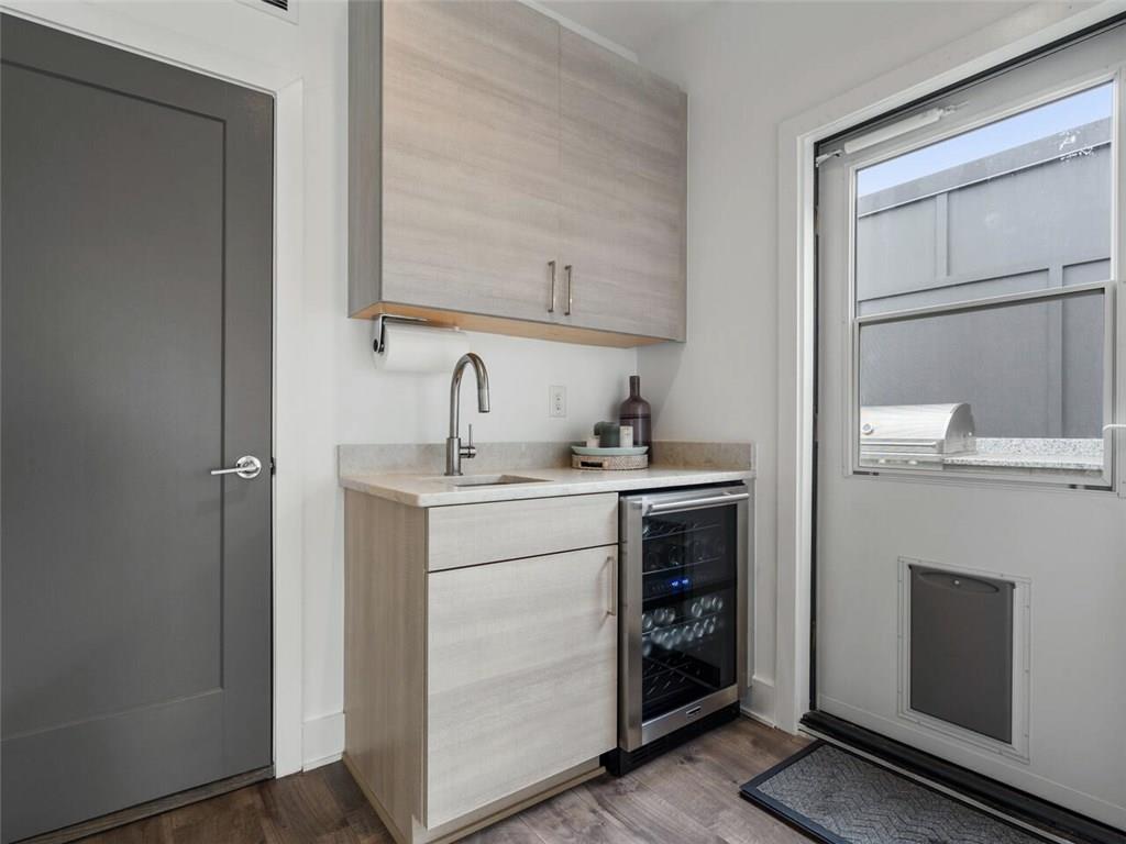 1218 Chelsea Circle NW