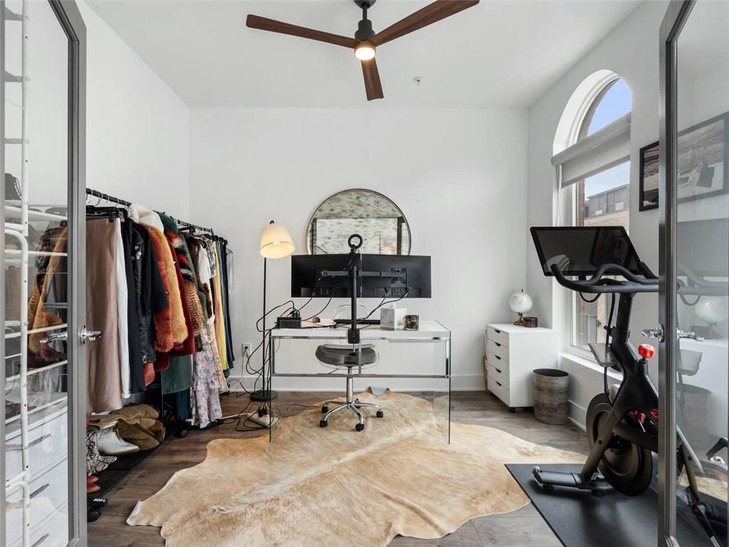 1218 Chelsea Circle NW