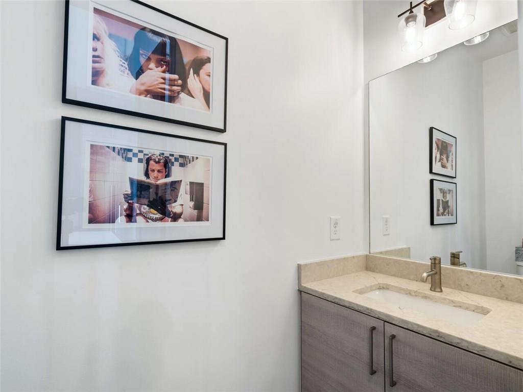 1218 Chelsea Circle NW