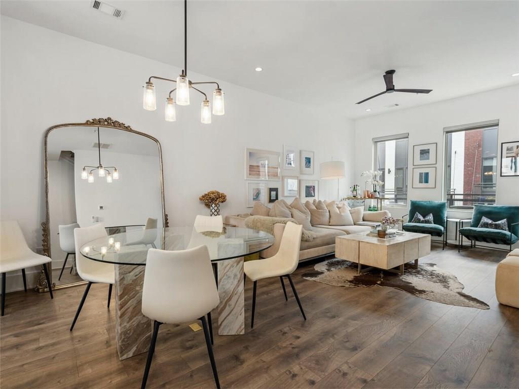 1218 Chelsea Circle NW