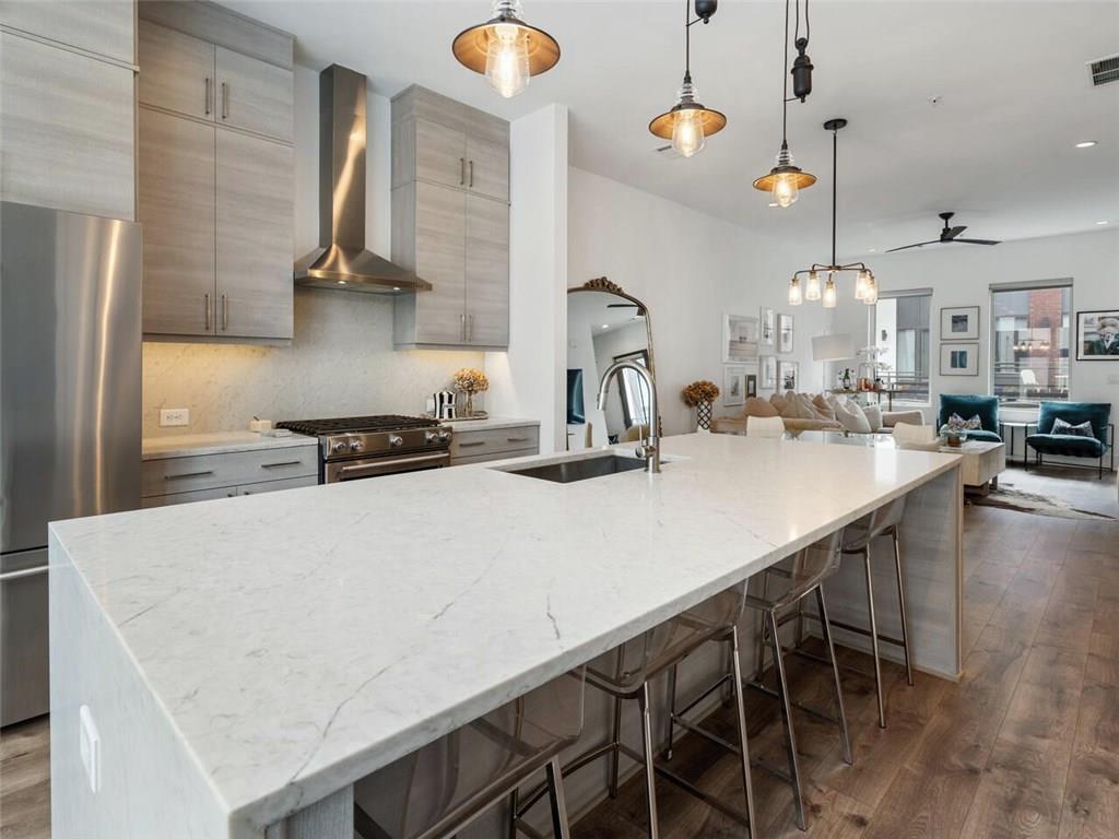 1218 Chelsea Circle NW