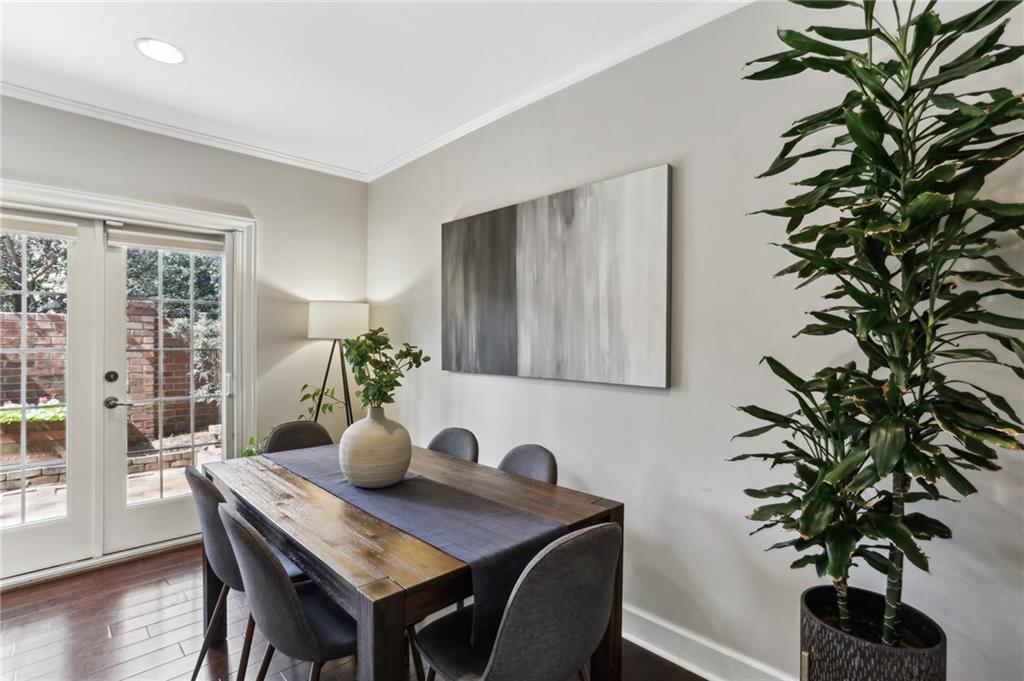 70 Old Ivy Road NE Unit 12