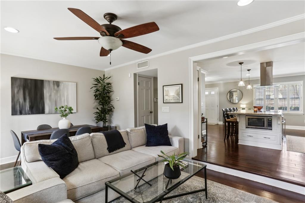 70 Old Ivy Road NE Unit 12