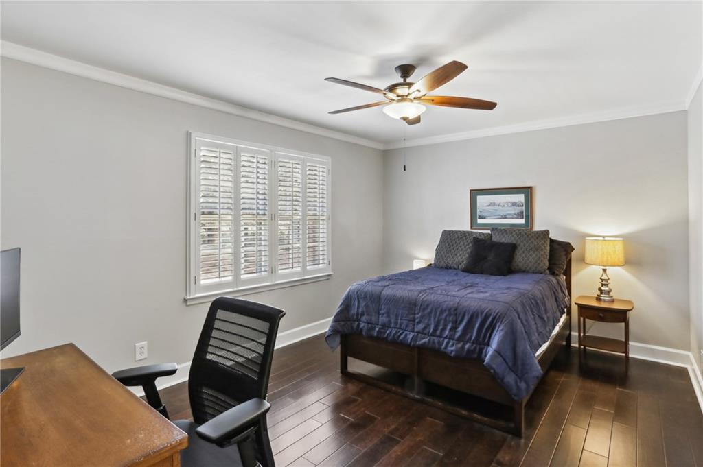 70 Old Ivy Road NE Unit 12