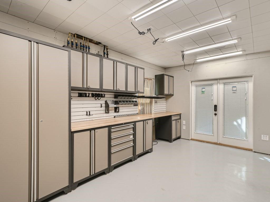 6301 Mount Vernon Oaks Drive