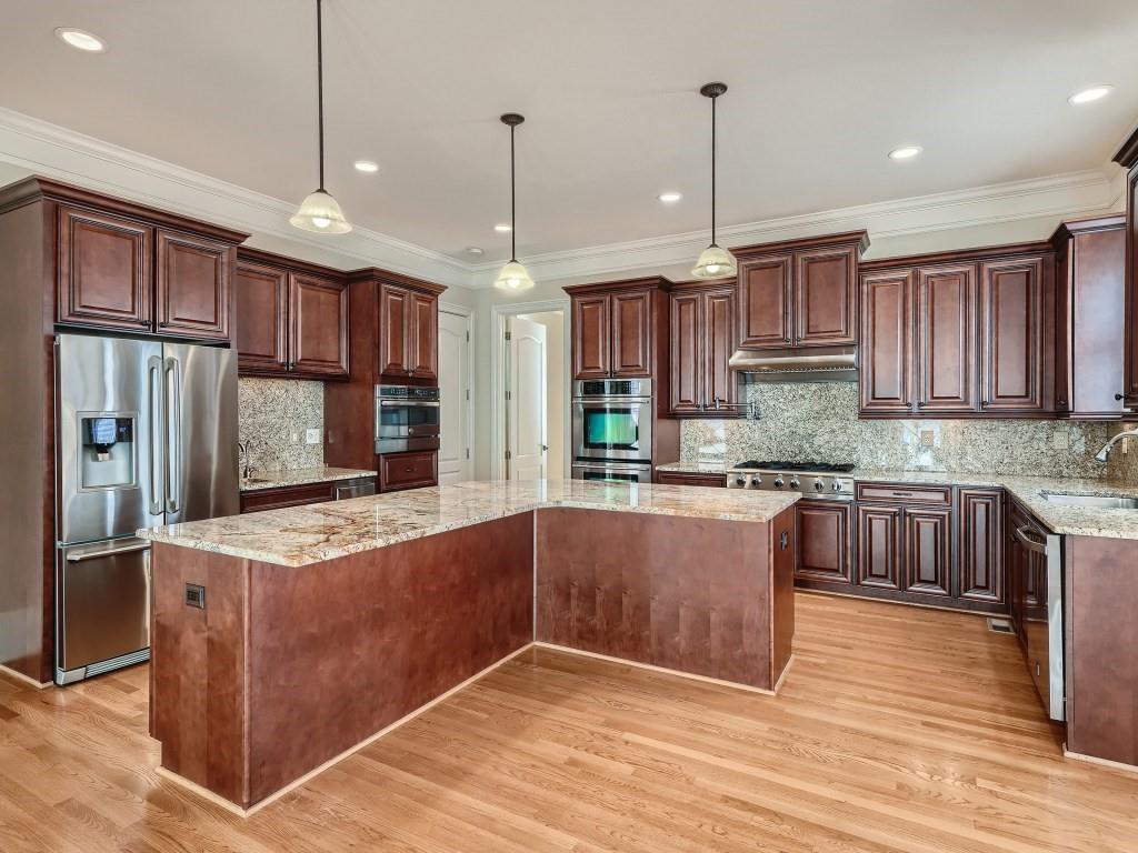 6301 Mount Vernon Oaks Drive