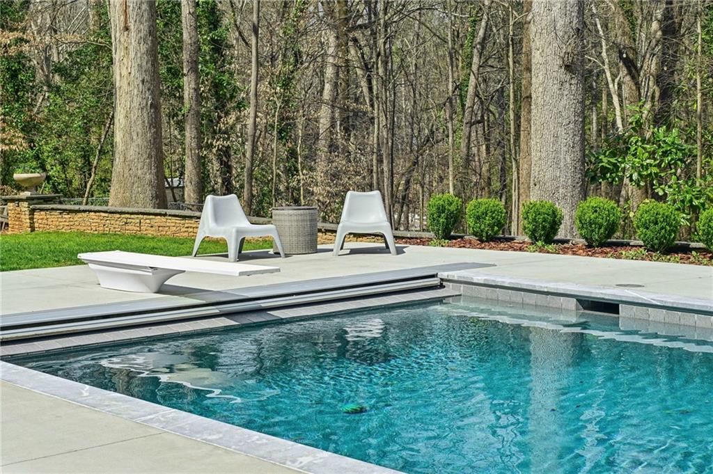 1485 Moores Mill Road NW