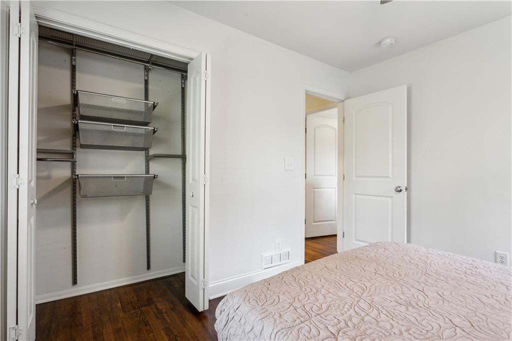 1970 Glenroy Place SE