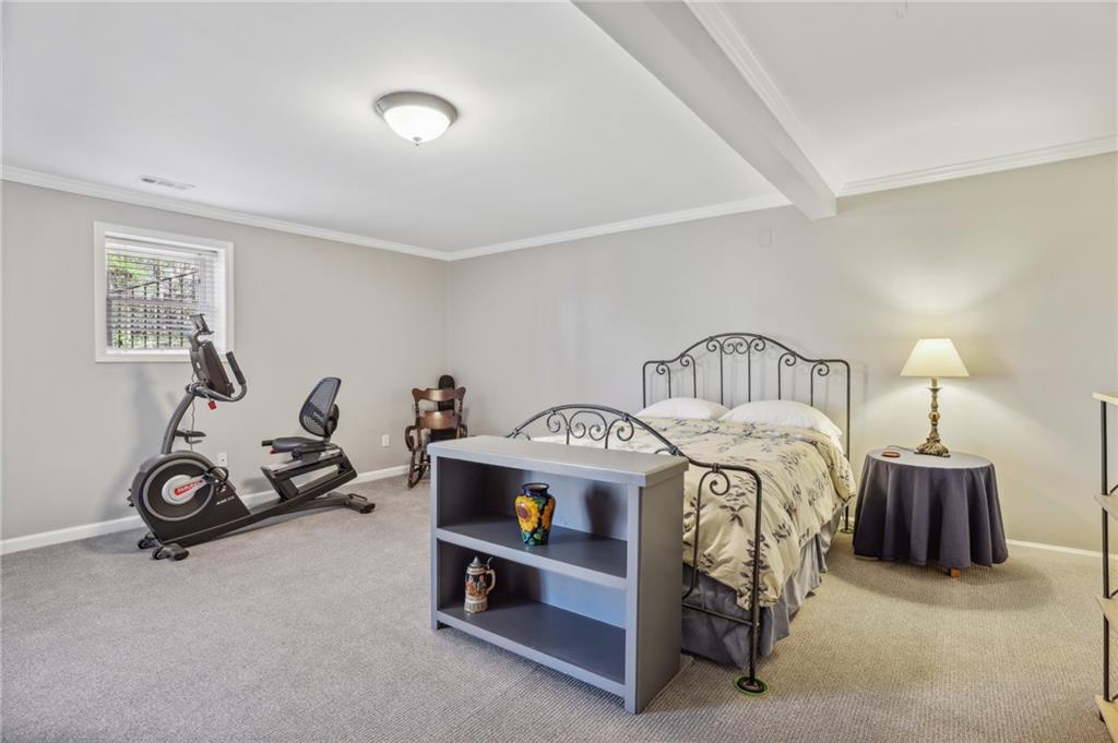 81 Tuxedo Terrace NW