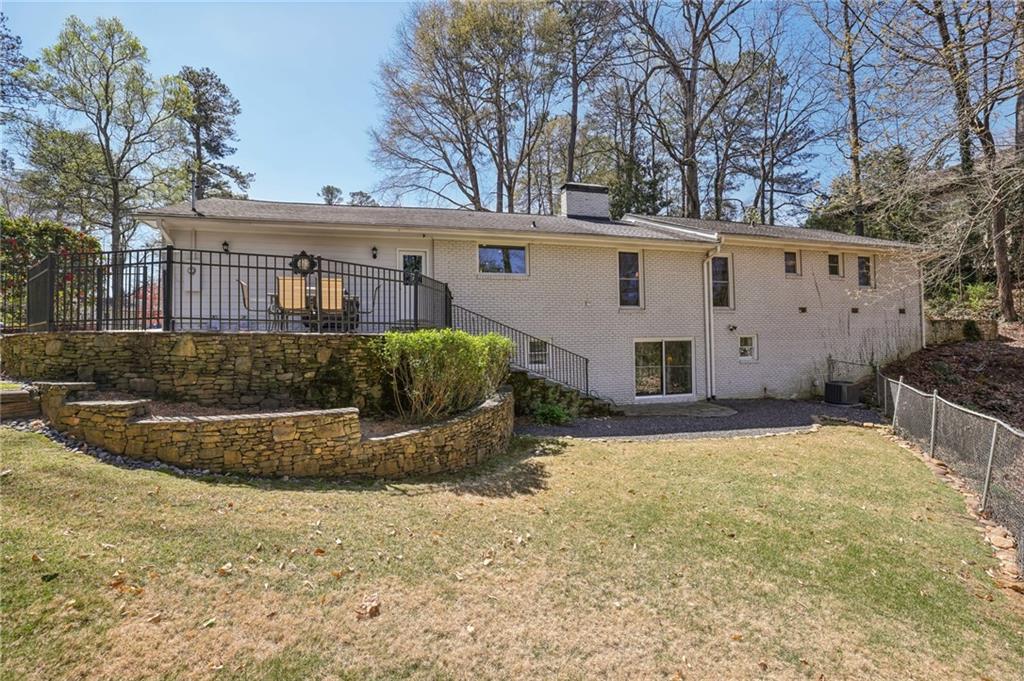 81 Tuxedo Terrace NW