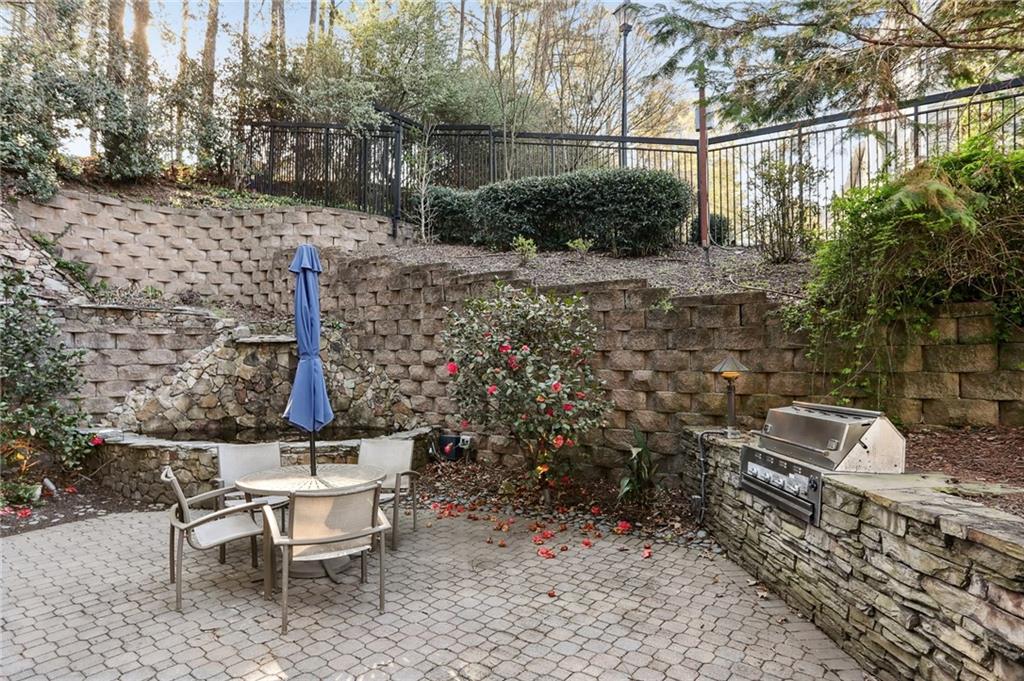 2210 River Green Drive NW