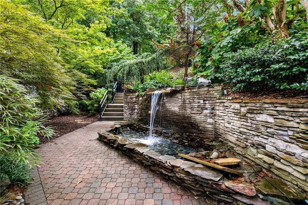 2210 River Green Drive NW