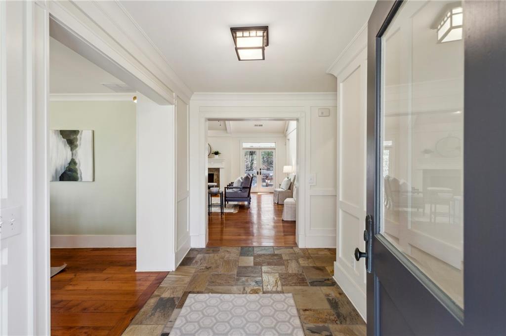 2979 Sequoyah Drive NW