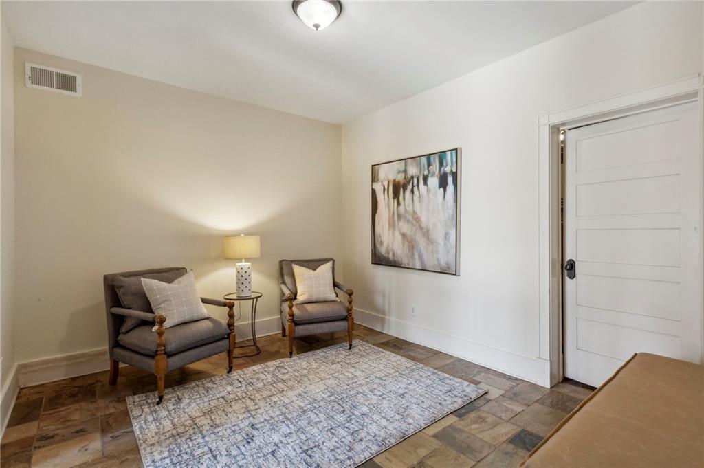 2979 Sequoyah Drive NW