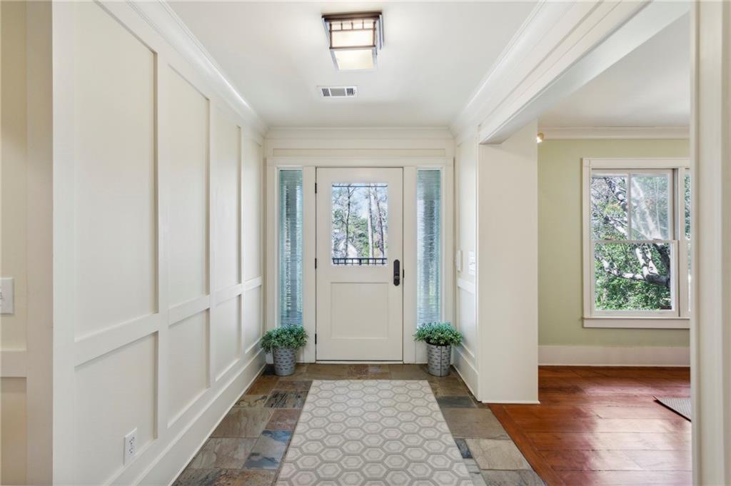 2979 Sequoyah Drive NW