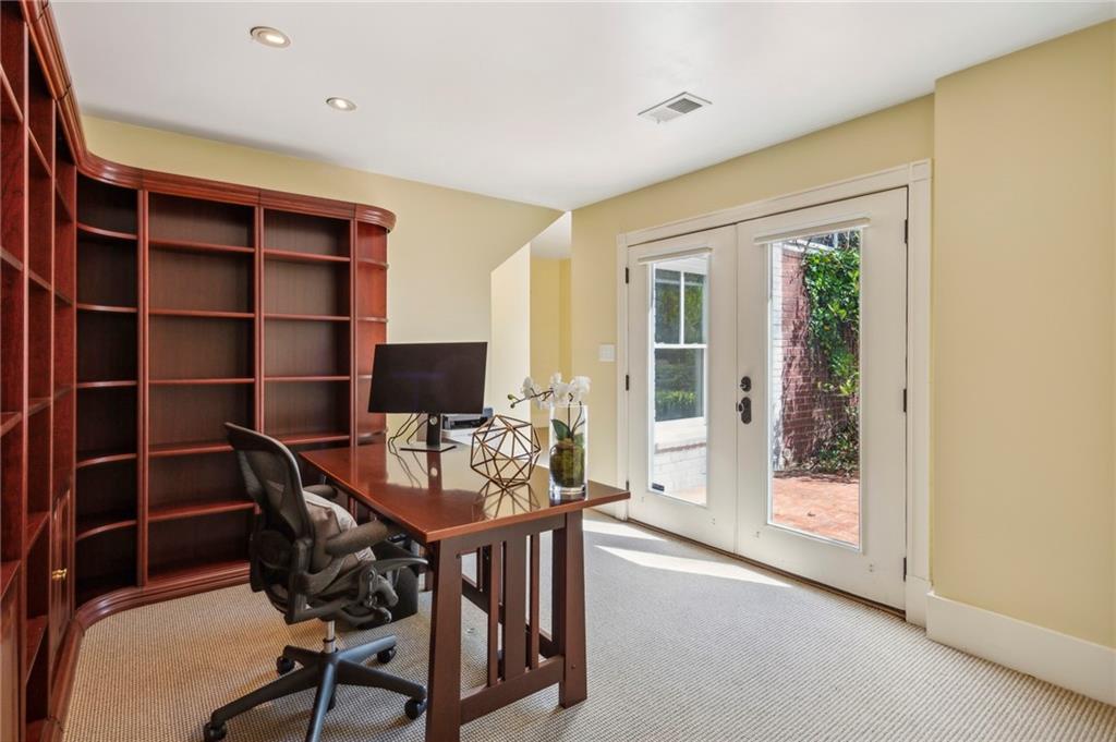 2979 Sequoyah Drive NW