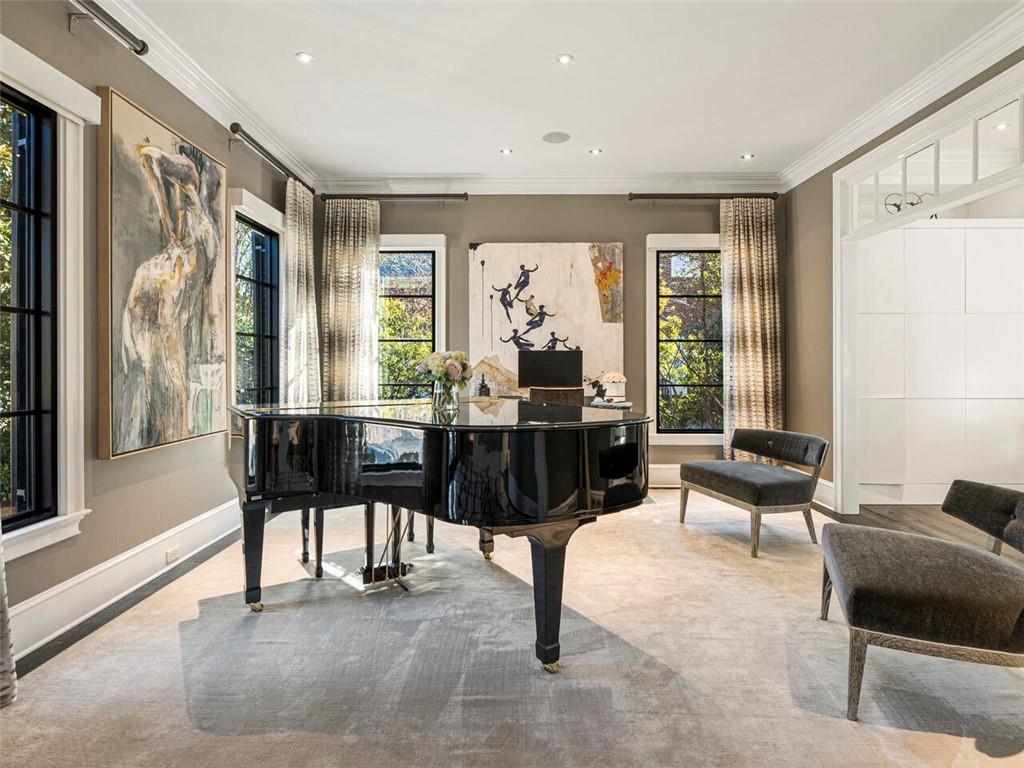 165 High Bluff Court