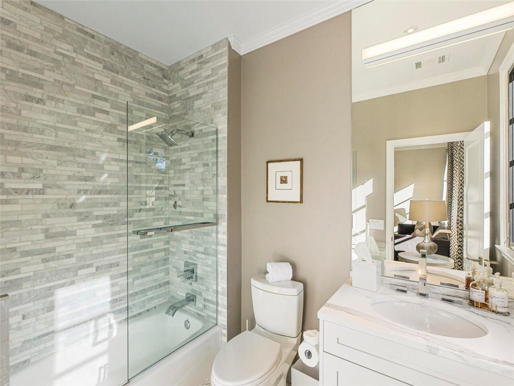 165 High Bluff Court