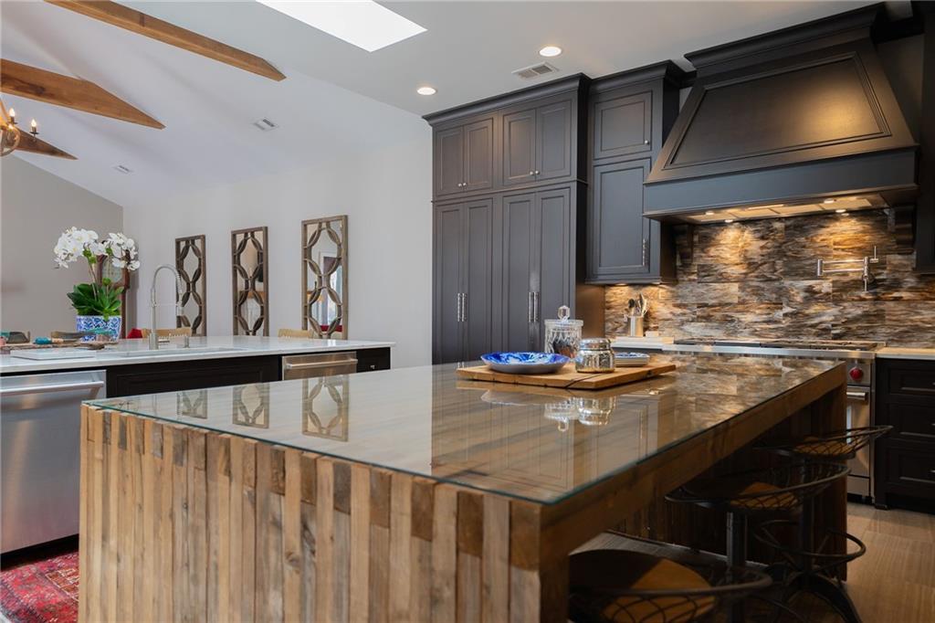 1250 Crest Valley Drive