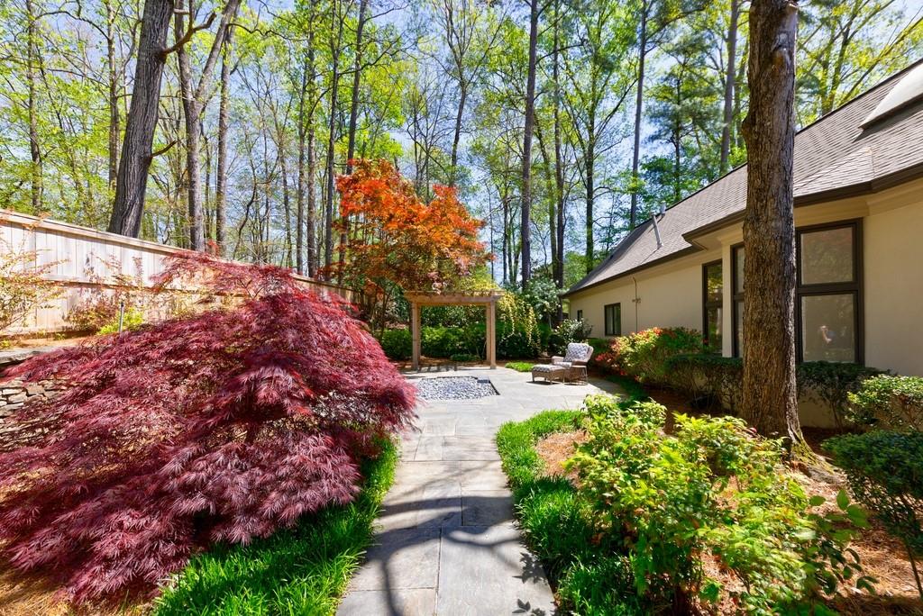 1250 Crest Valley Drive