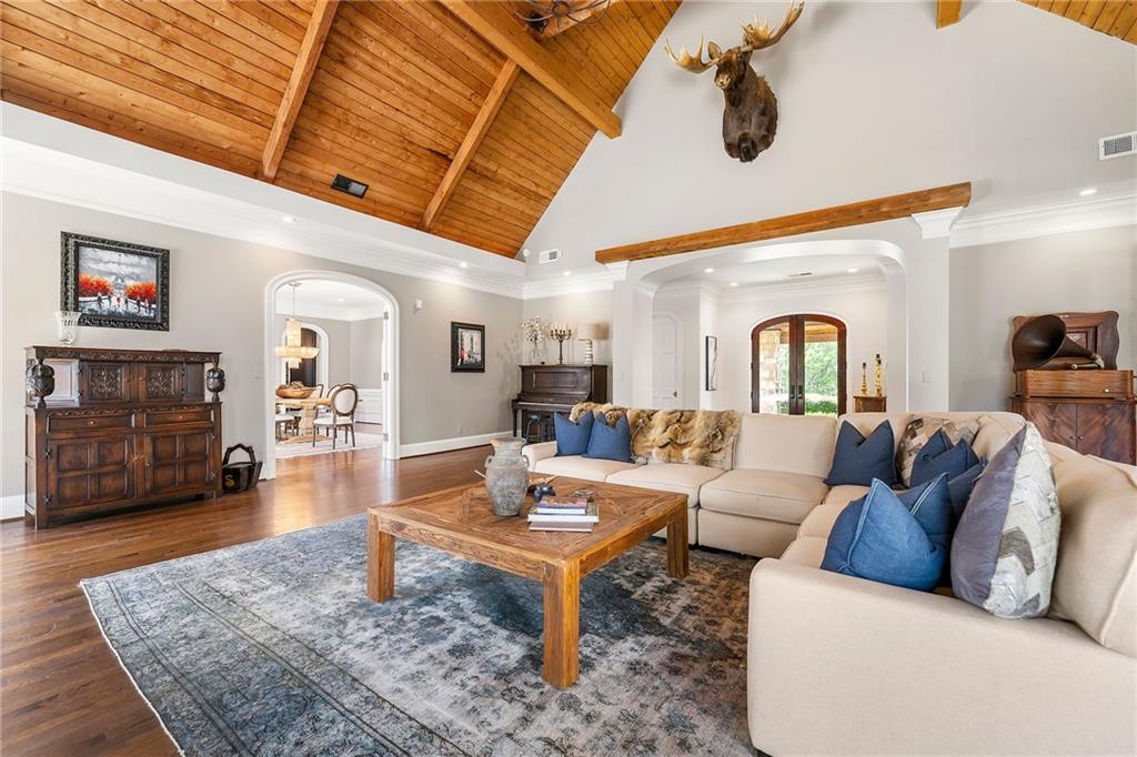 1250 Crest Valley Drive