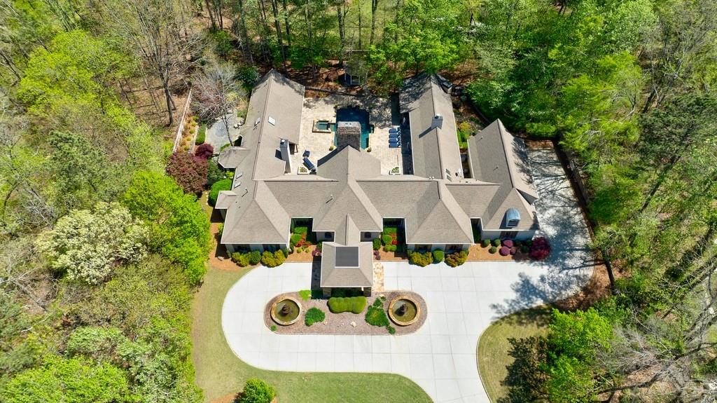 1250 Crest Valley Drive