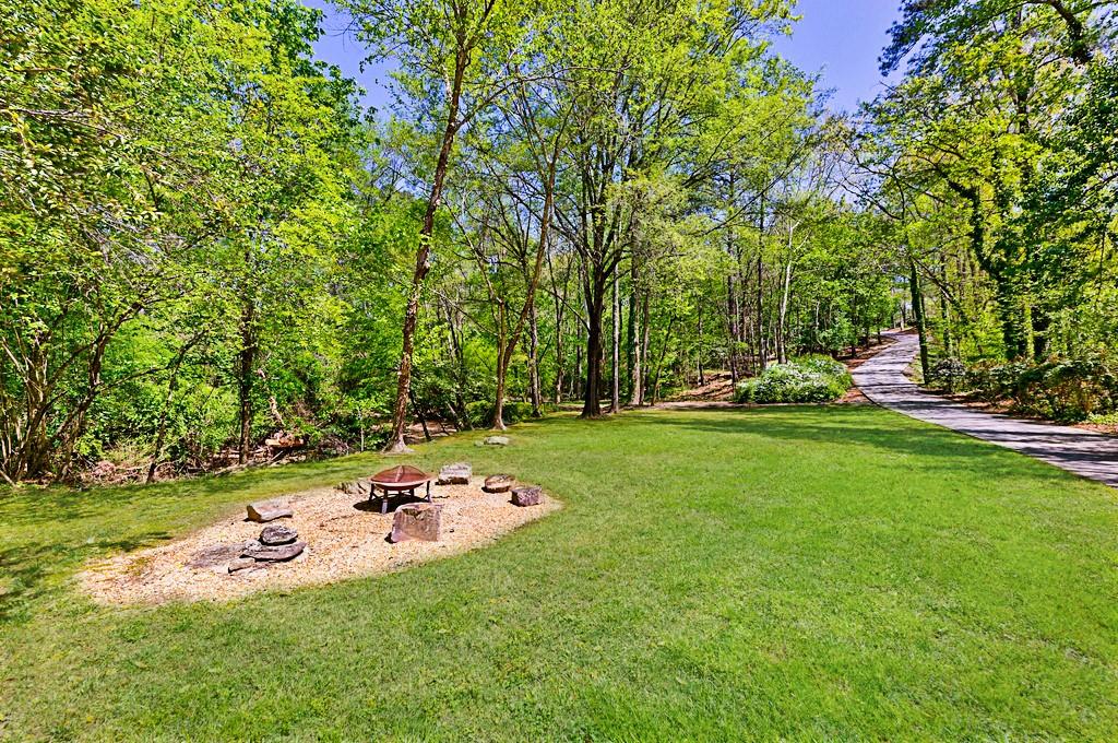 1250 Crest Valley Drive