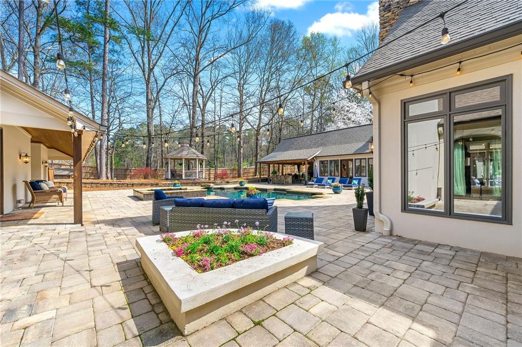 1250 Crest Valley Drive