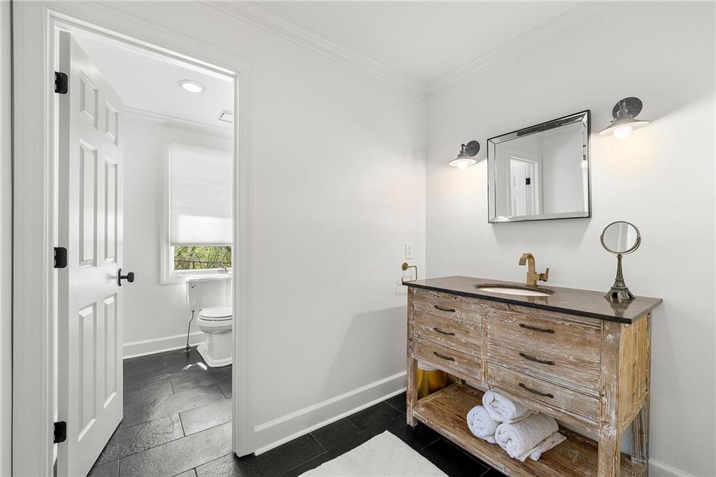 1250 Crest Valley Drive