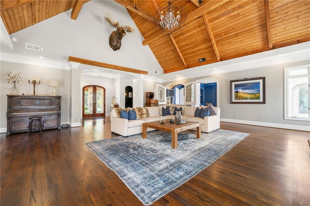 1250 Crest Valley Drive