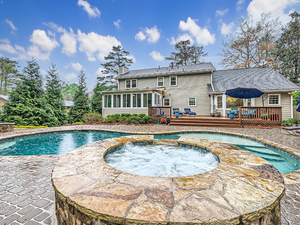 5147 Weatherwood Trace