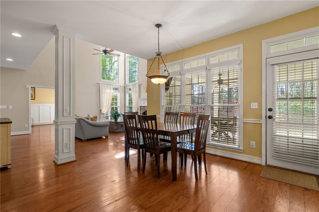 1075 Queensgate Drive SE