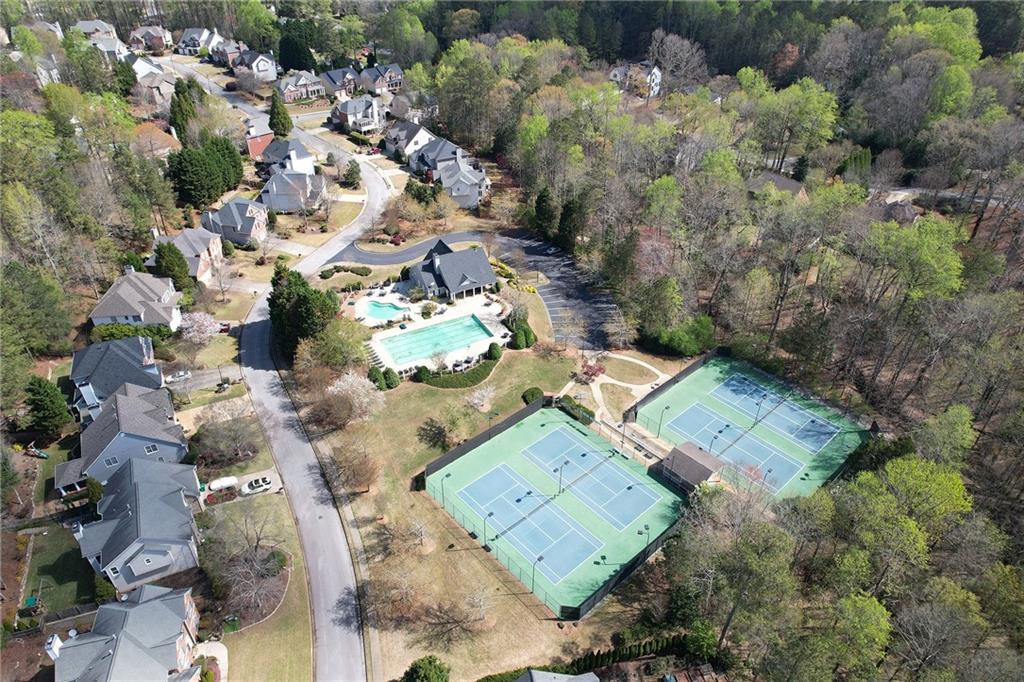 1075 Queensgate Drive SE