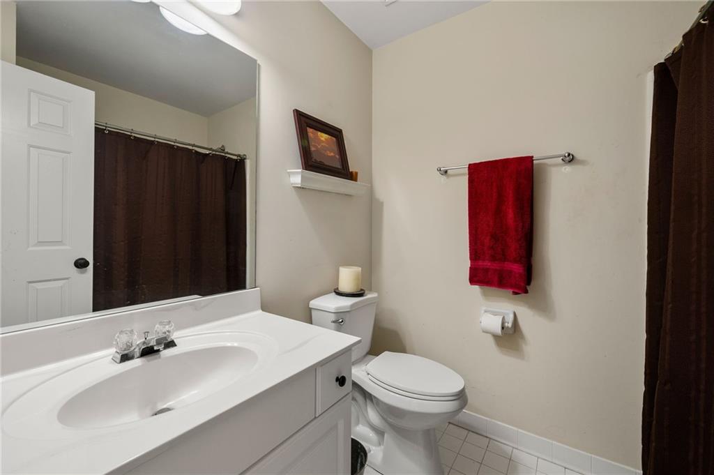 1075 Queensgate Drive SE