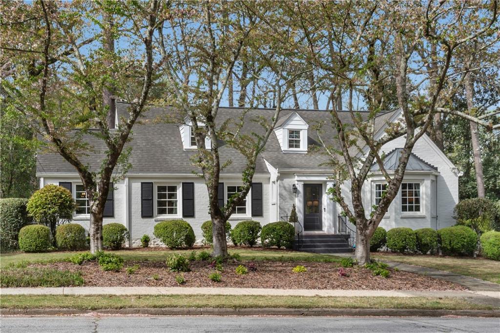 570 Peachtree Battle Avenue NW