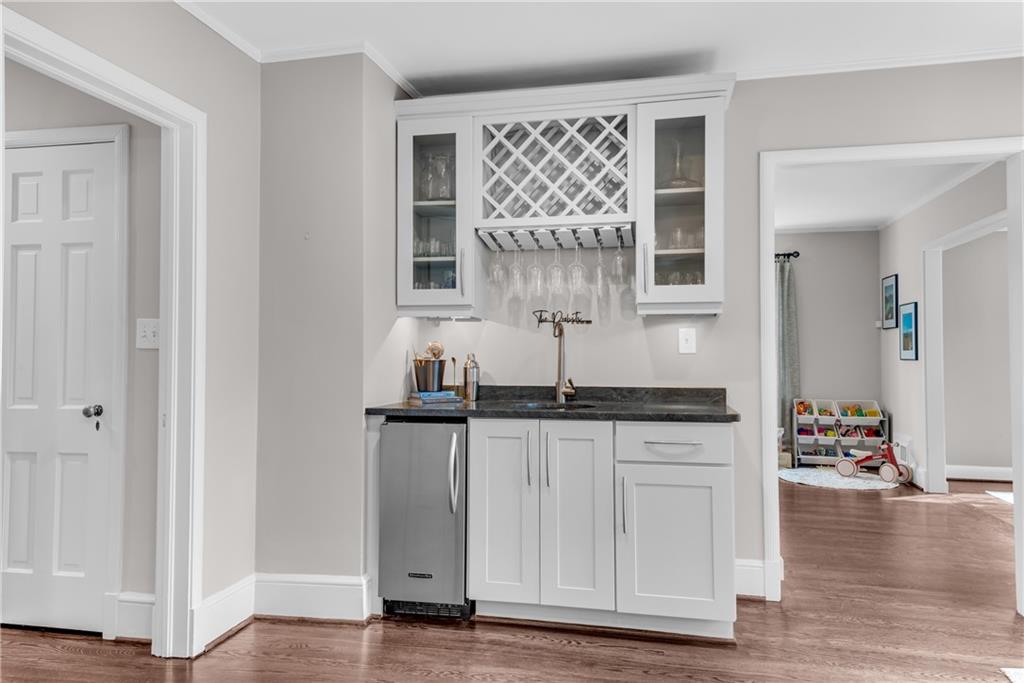 570 Peachtree Battle Avenue NW