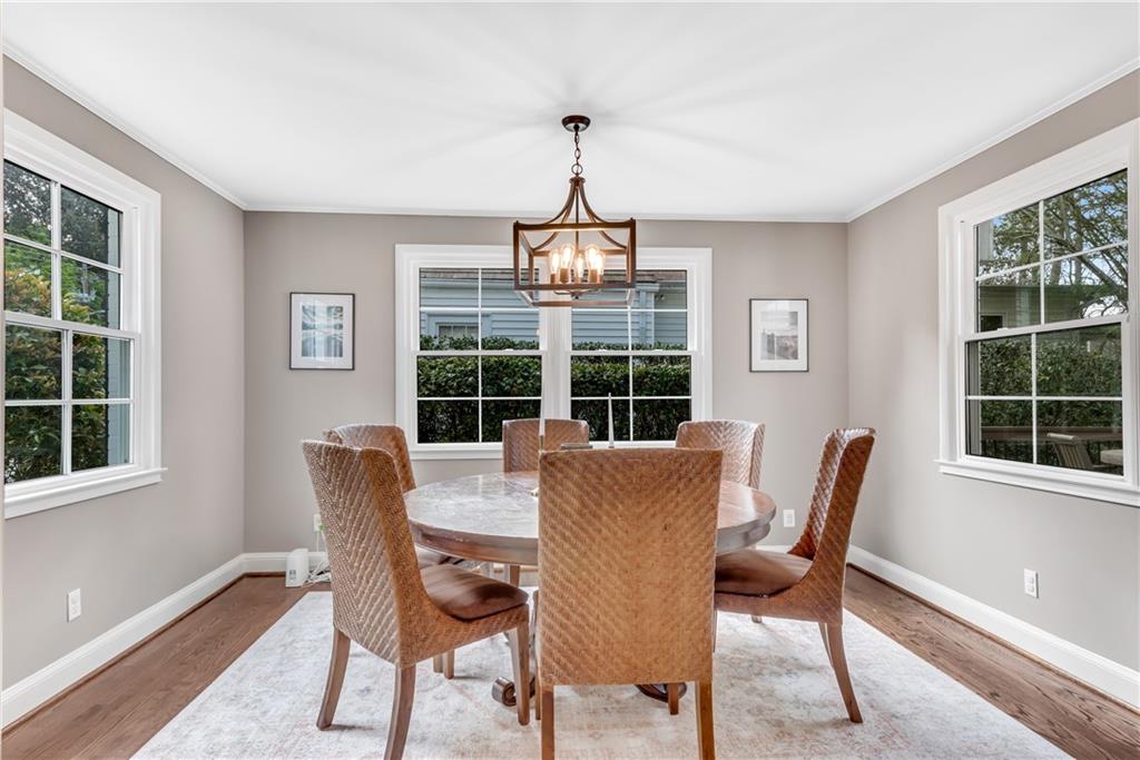 570 Peachtree Battle Avenue NW
