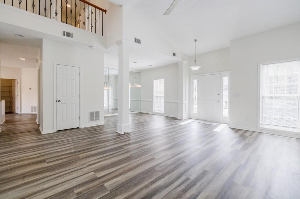 685 Manor Glen Drive