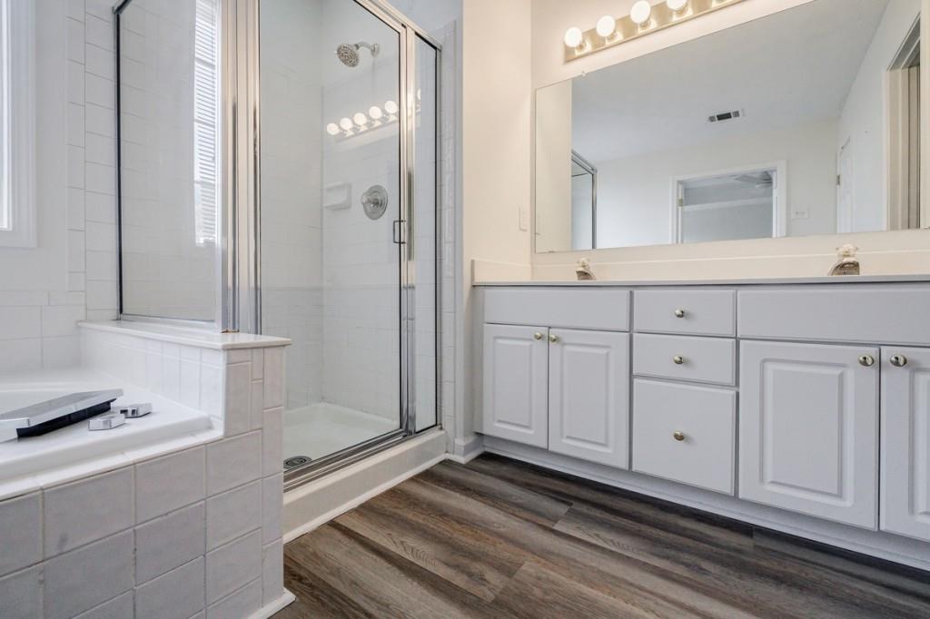 685 Manor Glen Drive