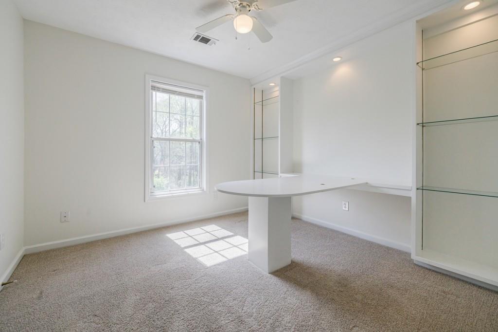 685 Manor Glen Drive