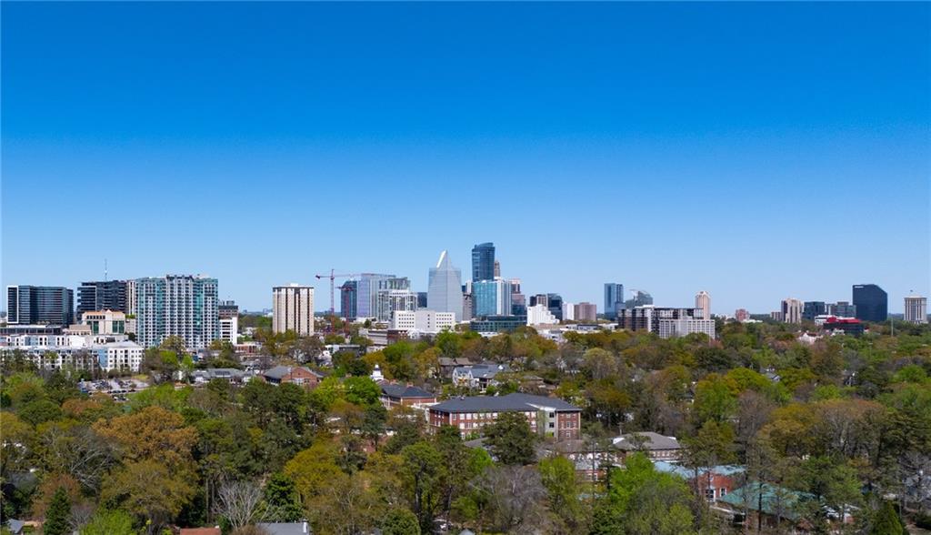 196 E Wesley Road NE