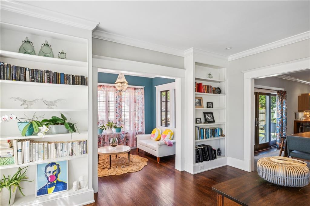 196 E Wesley Road NE