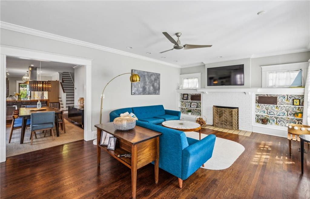 196 E Wesley Road NE