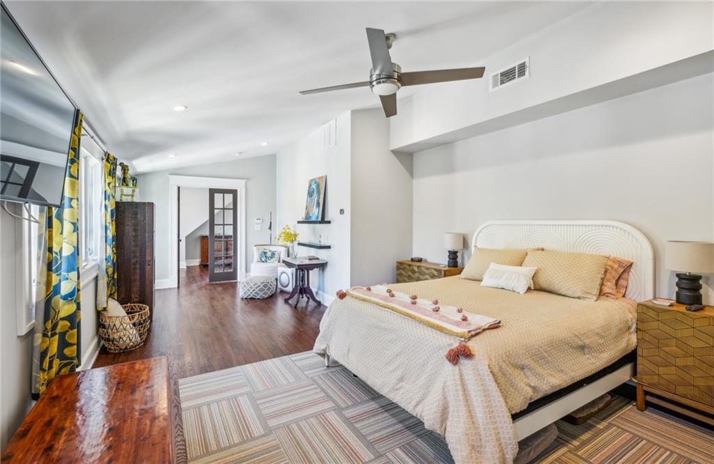 196 E Wesley Road NE