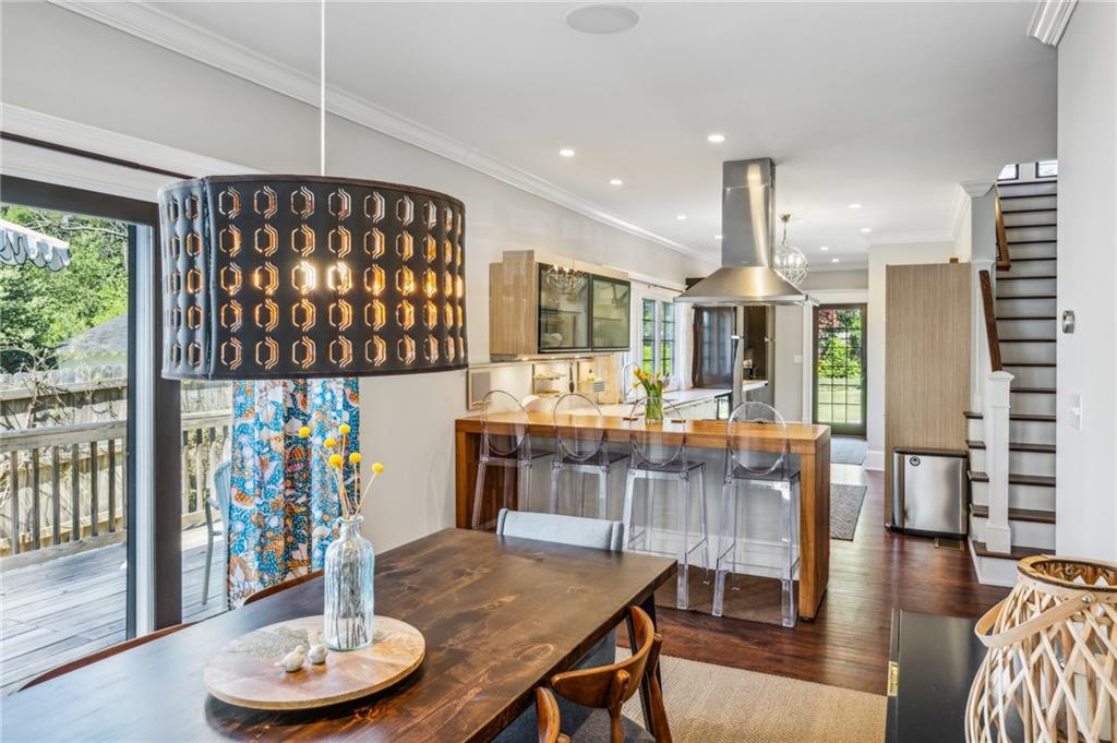 196 E Wesley Road NE