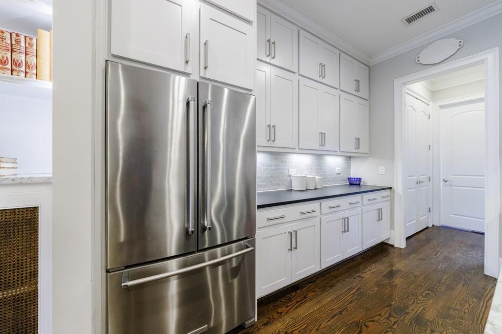 1190 John Collier Road