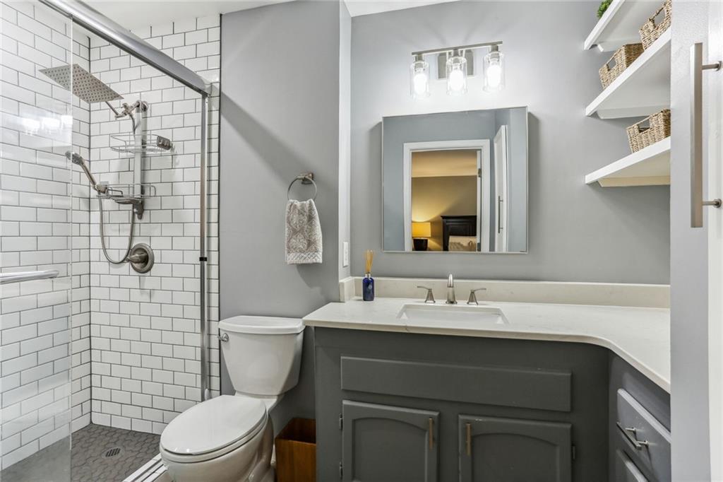 228 Peachtree Hollow Court