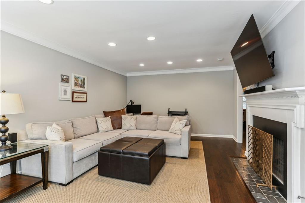 228 Peachtree Hollow Court