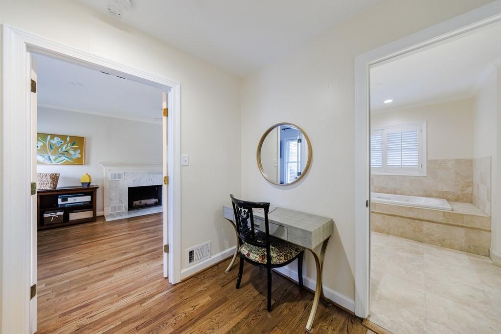 2879 Castlewood Drive